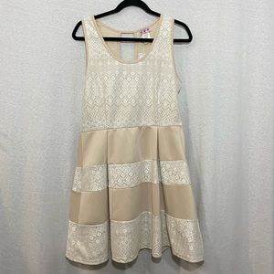 Three Pink Hearts lace midi sleeveless dress